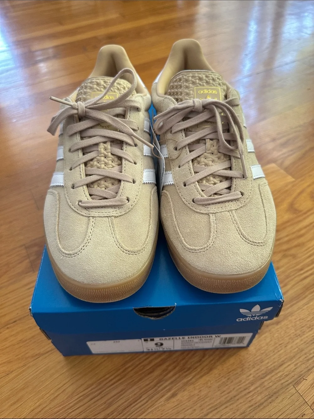 adidas Samba Suede Sneakers NWT - Beige with White Stripes - Picture 2 of 8